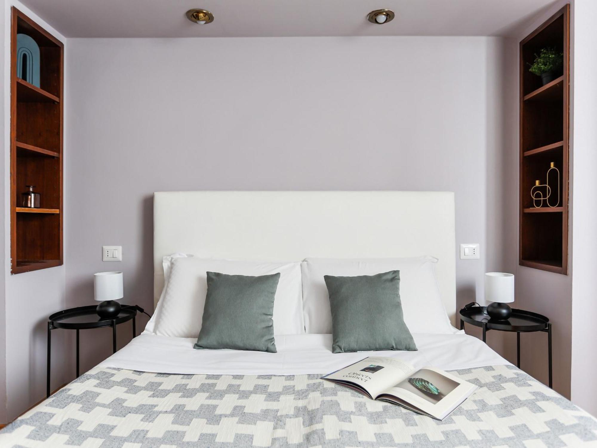 The Best Rent - Spacious One-Bedroom Apartment In Moscova District Milano Esterno foto