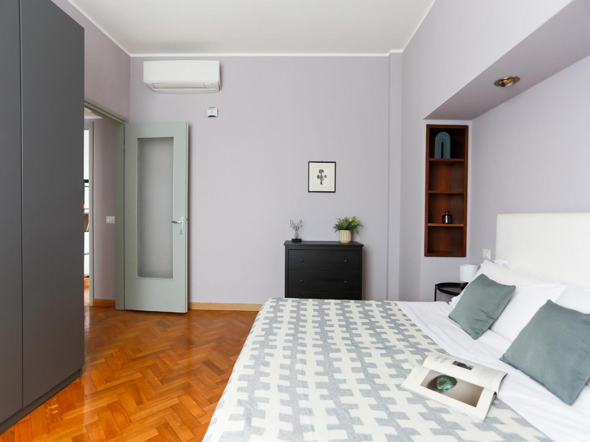 The Best Rent - Spacious One-Bedroom Apartment In Moscova District Milano Esterno foto