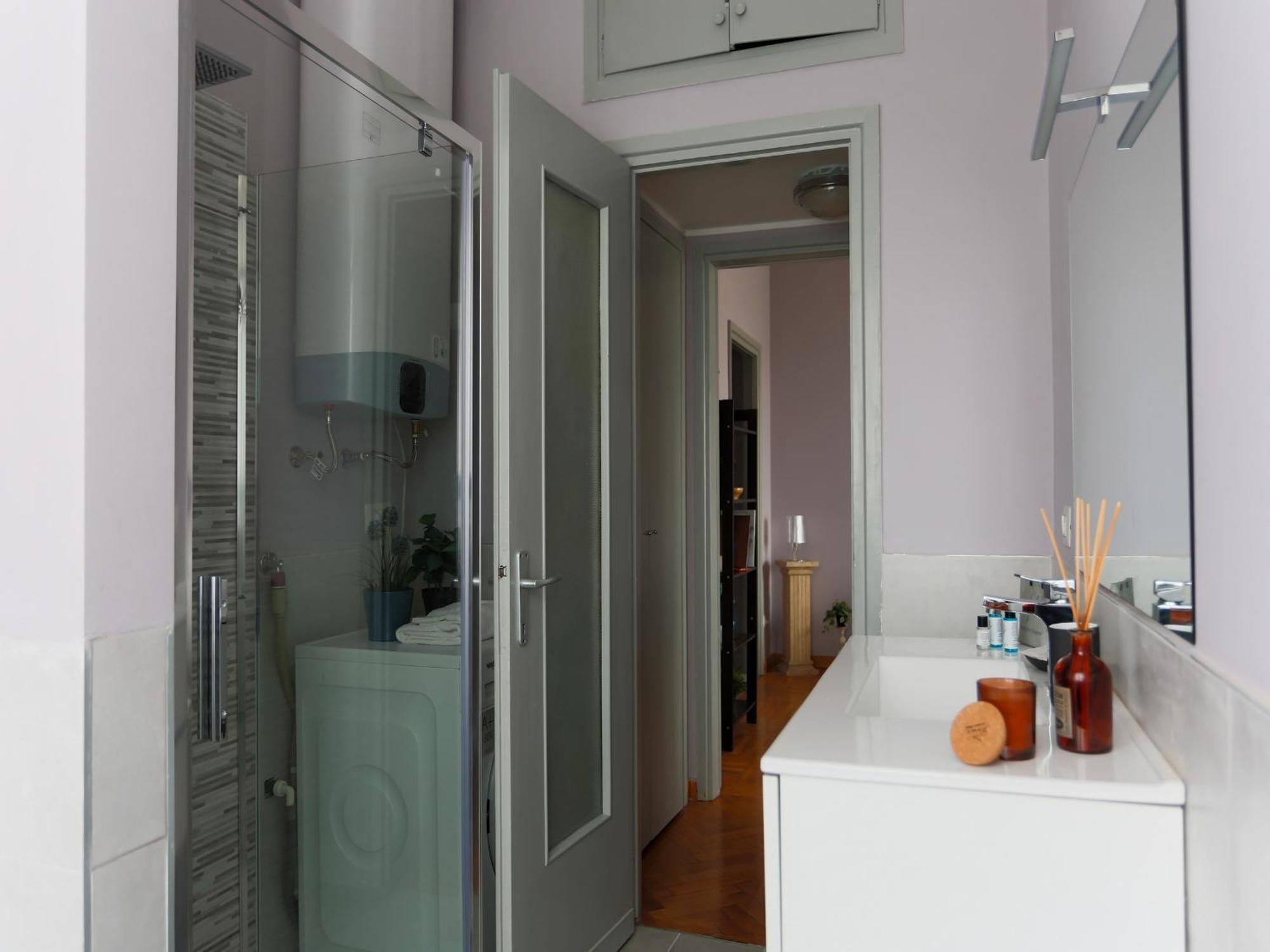 The Best Rent - Spacious One-Bedroom Apartment In Moscova District Milano Esterno foto