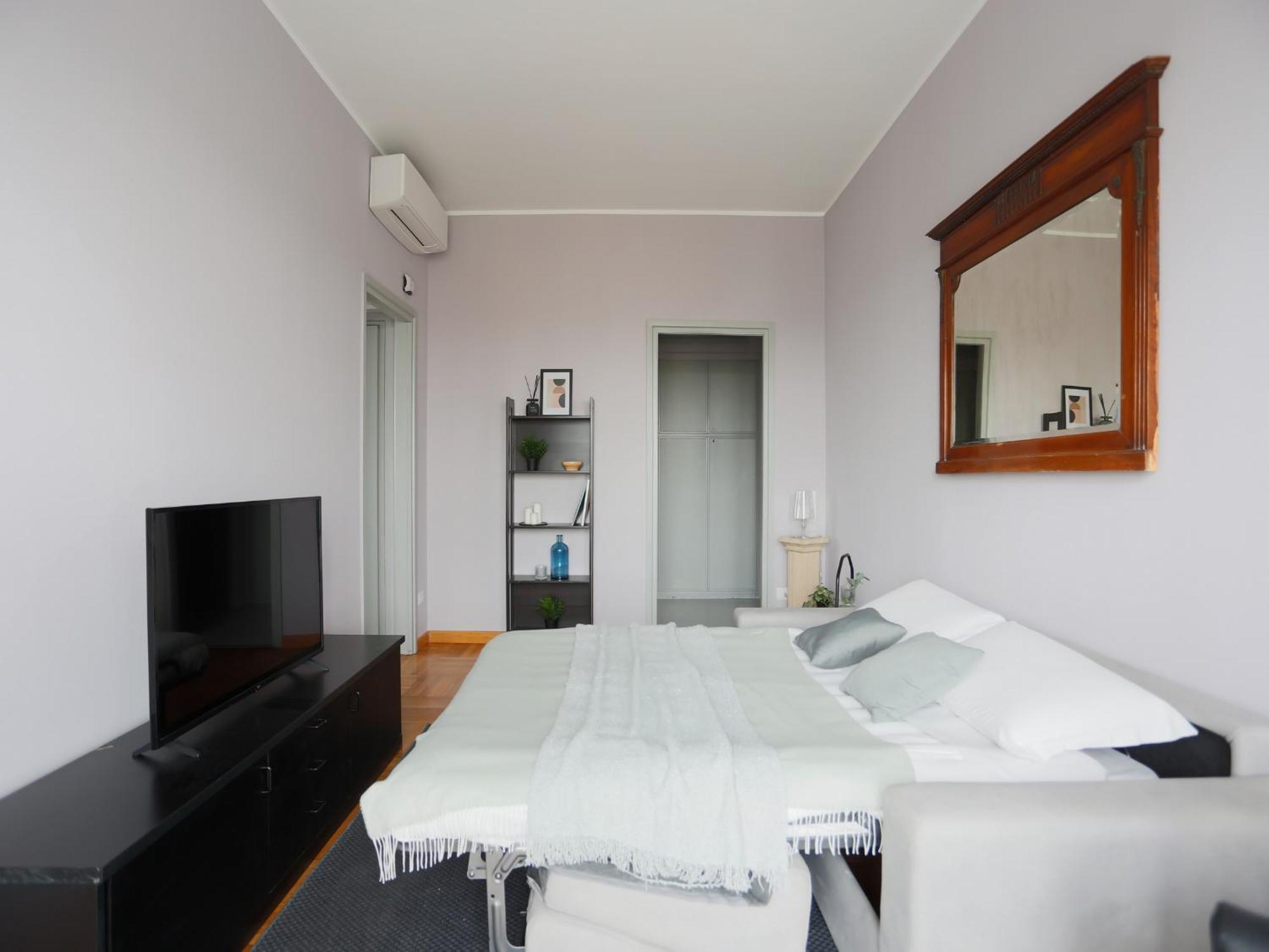 The Best Rent - Spacious One-Bedroom Apartment In Moscova District Milano Esterno foto
