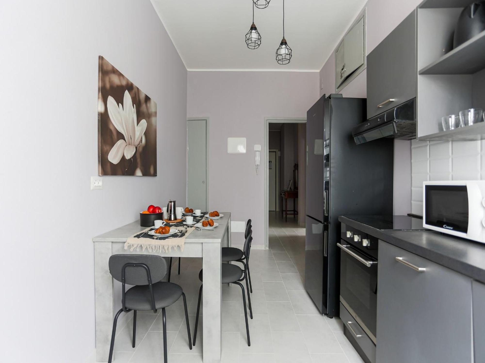 The Best Rent - Spacious One-Bedroom Apartment In Moscova District Milano Esterno foto